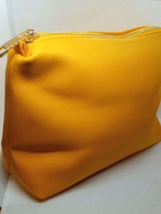 Forever 21 Handbags - FOREVER 21 MAKE UP BAG